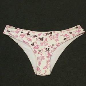 NWT XXL Cupshe Floral Cheeky Bikini Bottoms